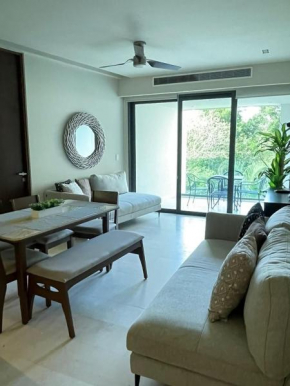 Miranda - Lovely 3-Bedroom Luxury Condo in Playa del Carmen